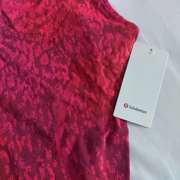 🆕❤️ Lululemon Swiftly Tech Racerback 2.0 - Camo Cover Red Rock Flare - Picture 4 of 11